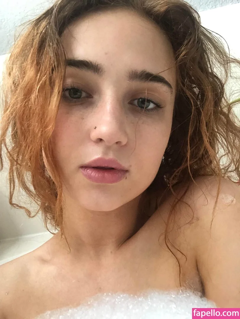 Scarlett_Somebody Onlyfans Photo Gallery 