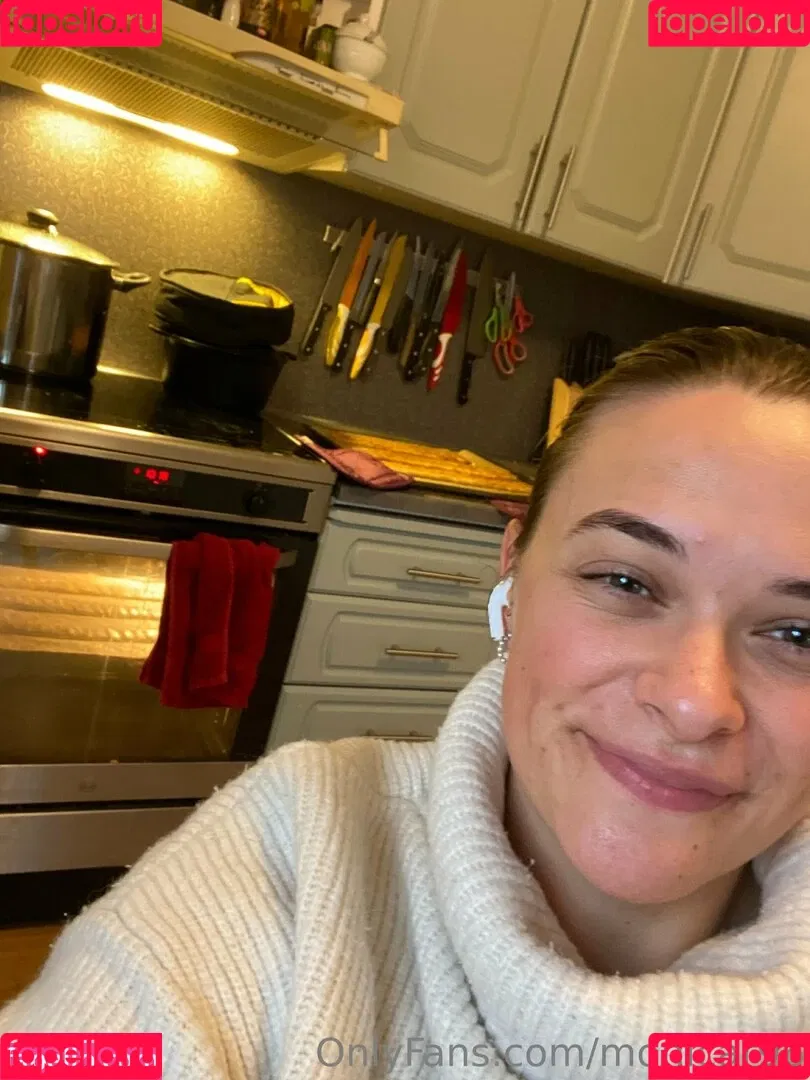 monicar96 Onlyfans Photo Gallery 