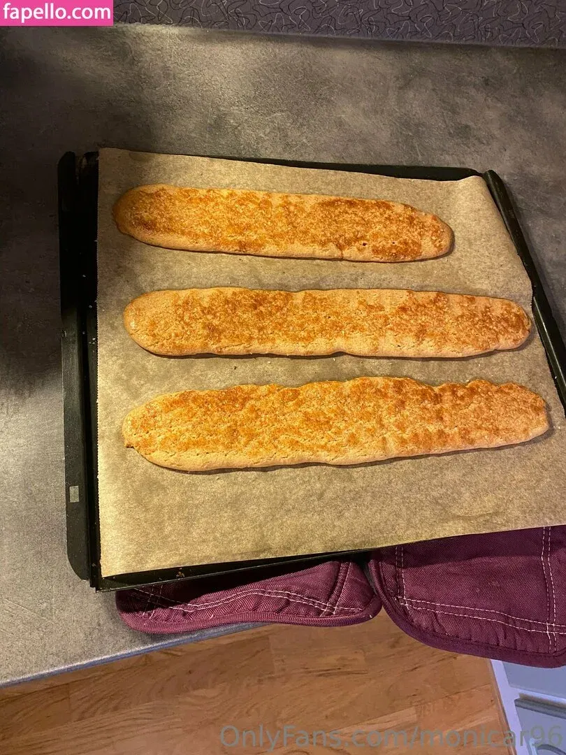 monicar96 Onlyfans Photo Gallery 