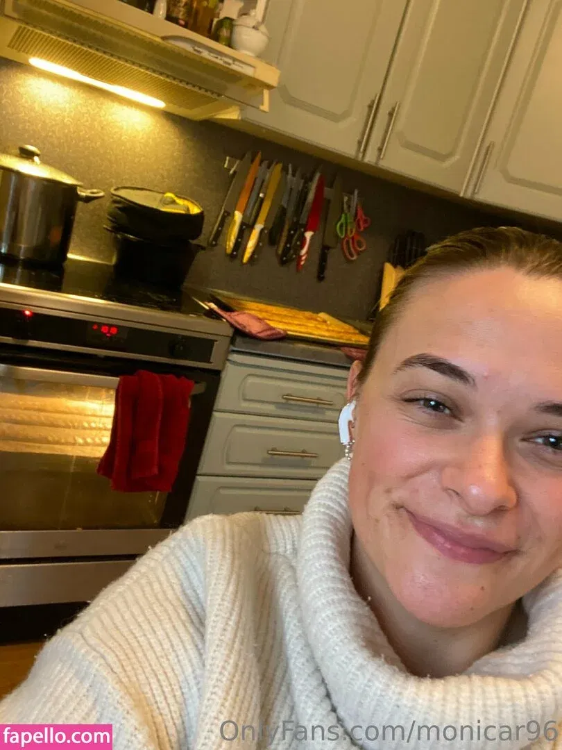 monicar96 Onlyfans Photo Gallery 