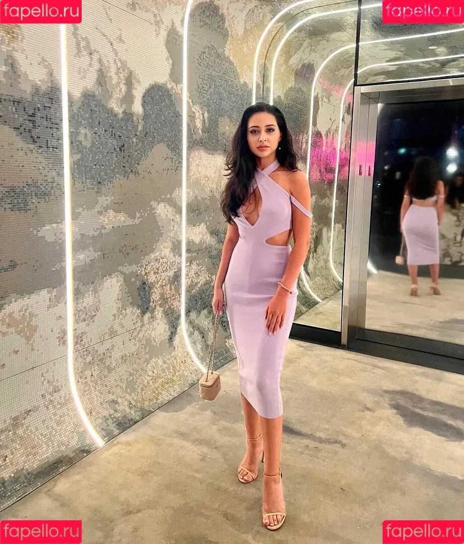 Serena Milan Onlyfans Photo Gallery 