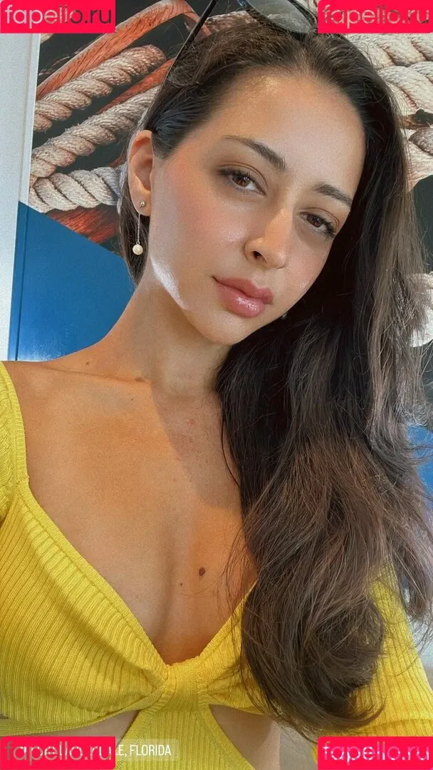 Serena Milan Onlyfans Photo Gallery 
