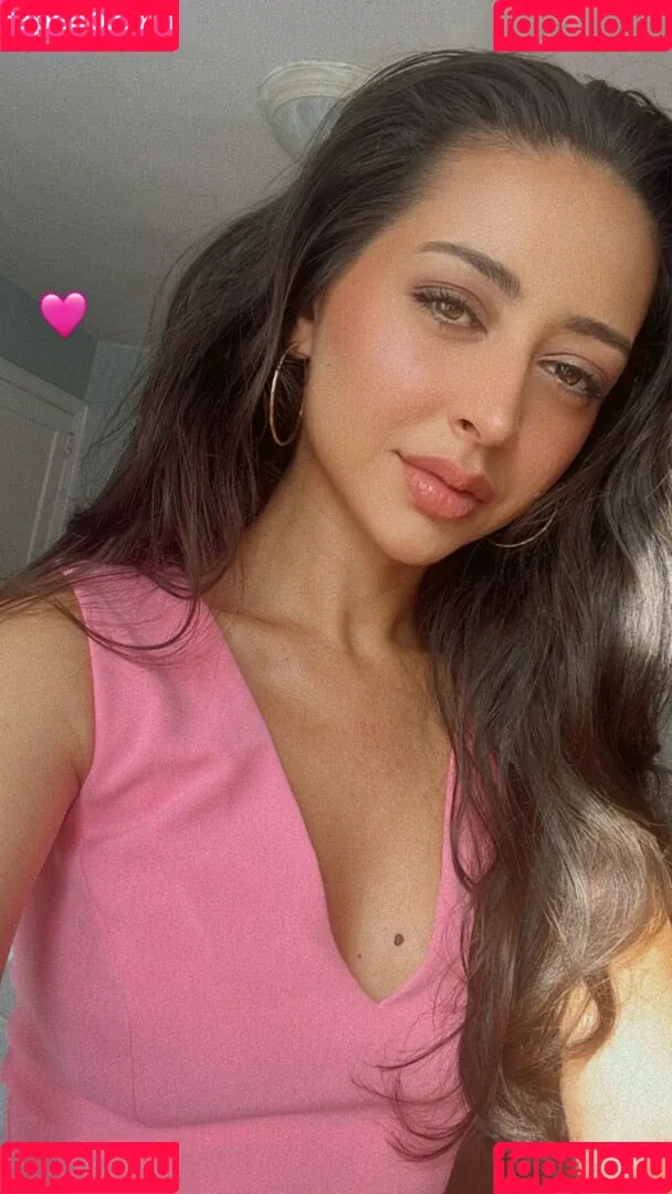 Serena Milan Onlyfans Photo Gallery 