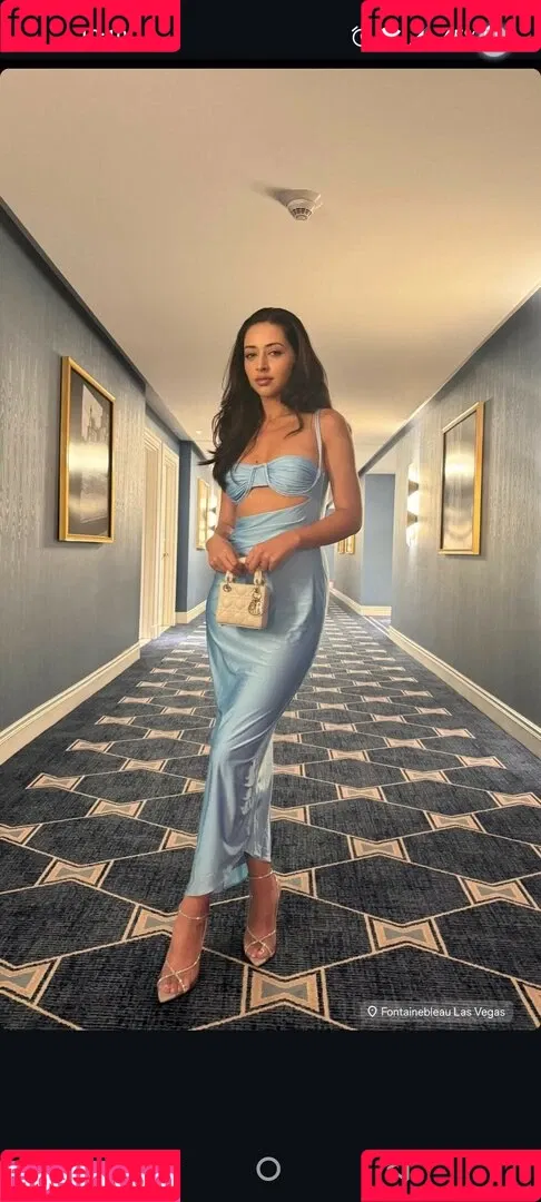 Serena Milan Onlyfans Photo Gallery 