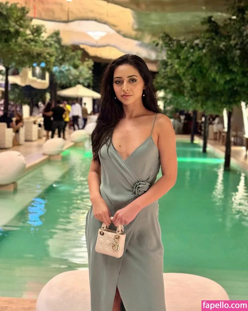Serena Milan Nude Onlyfans Photo 23