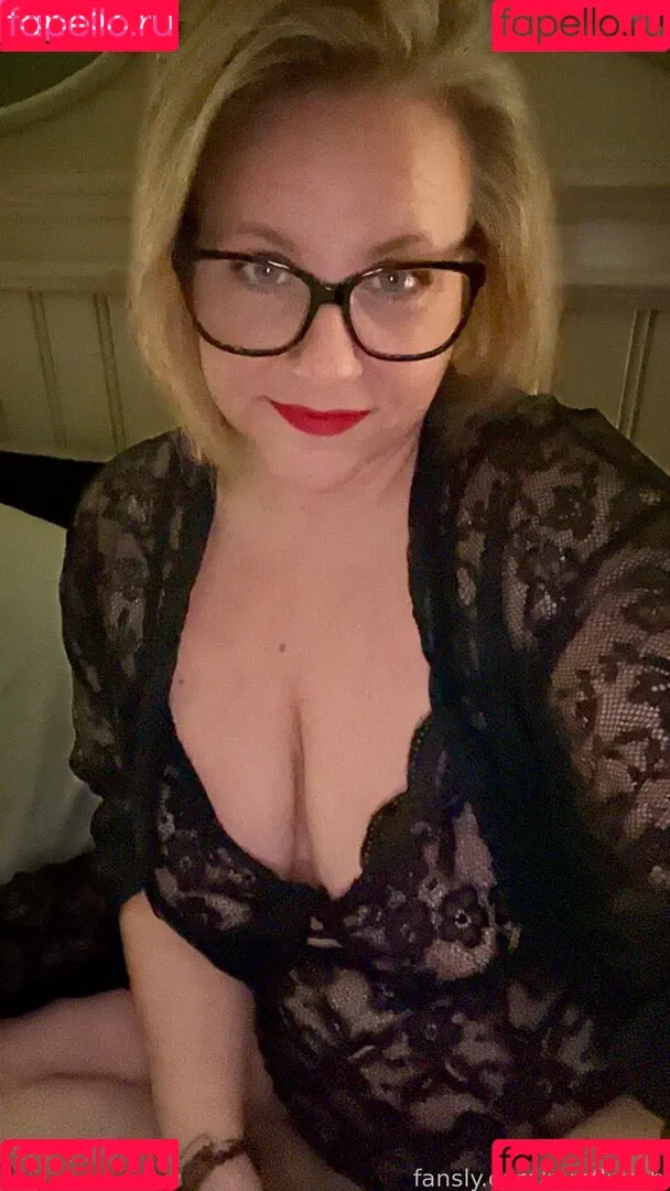 mmfluvah Onlyfans Photo Gallery 