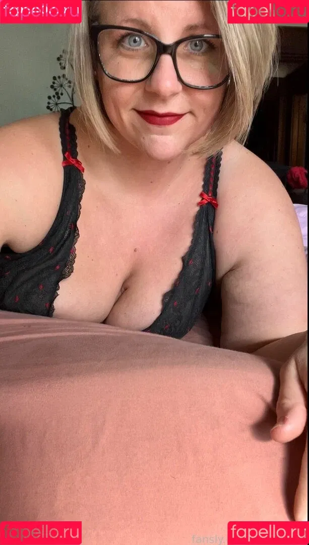 mmfluvah Onlyfans Photo Gallery 