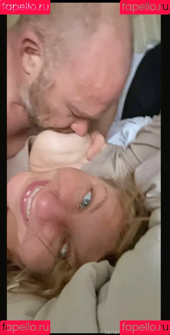 mmfluvah Onlyfans Photo Gallery 