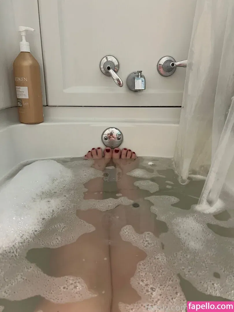 mmfluvah Onlyfans Photo Gallery 