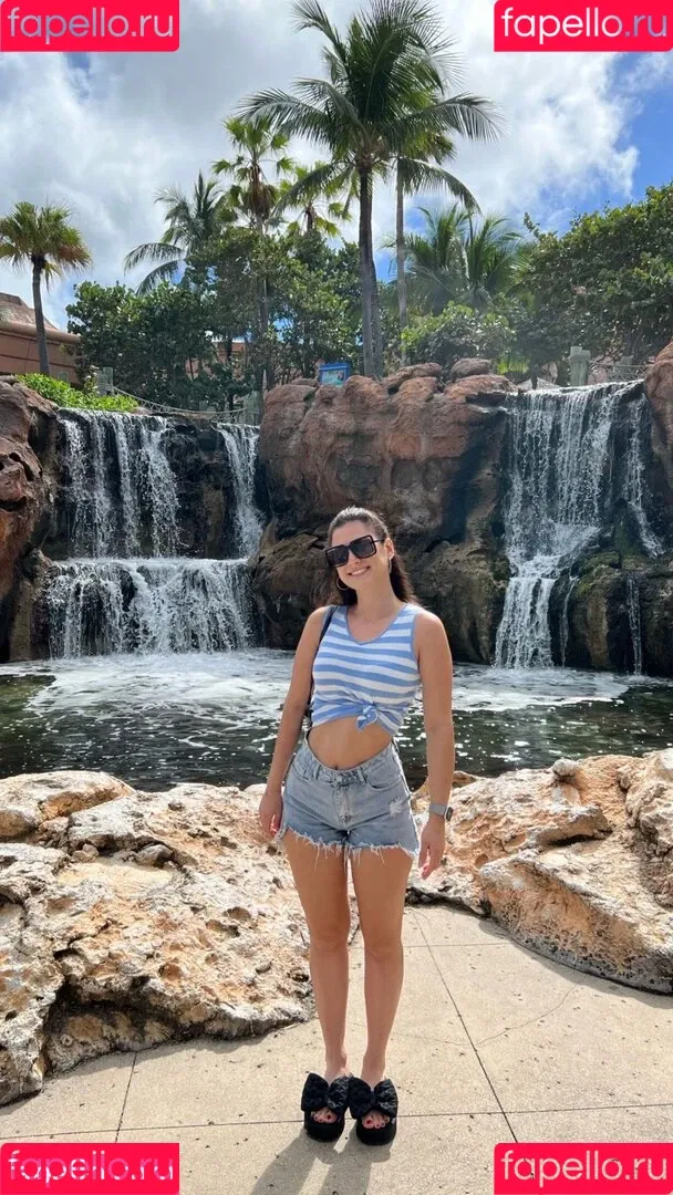 Lia Mitrou Onlyfans Photo Gallery 