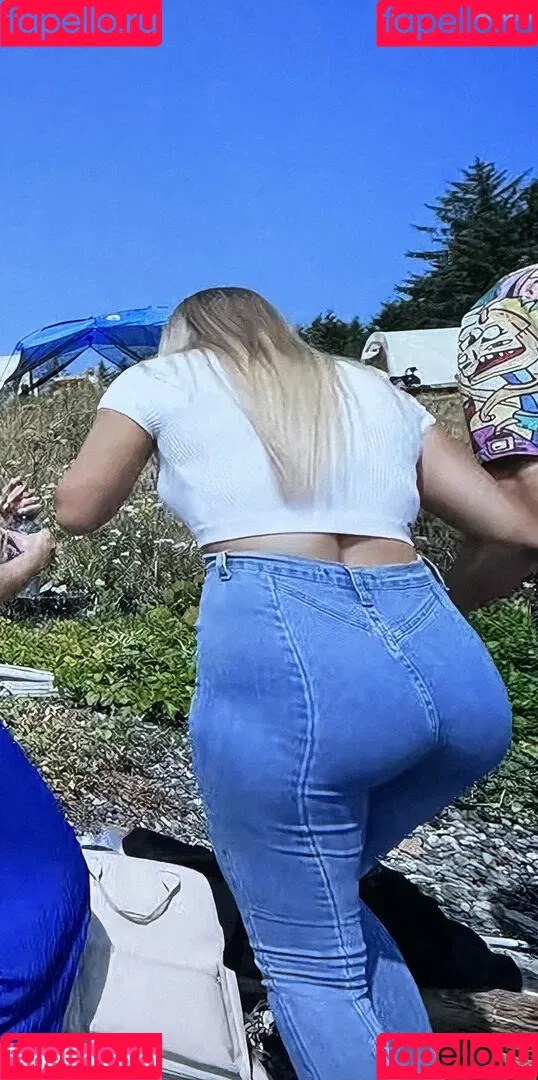 Lia Mitrou Onlyfans Photo Gallery 