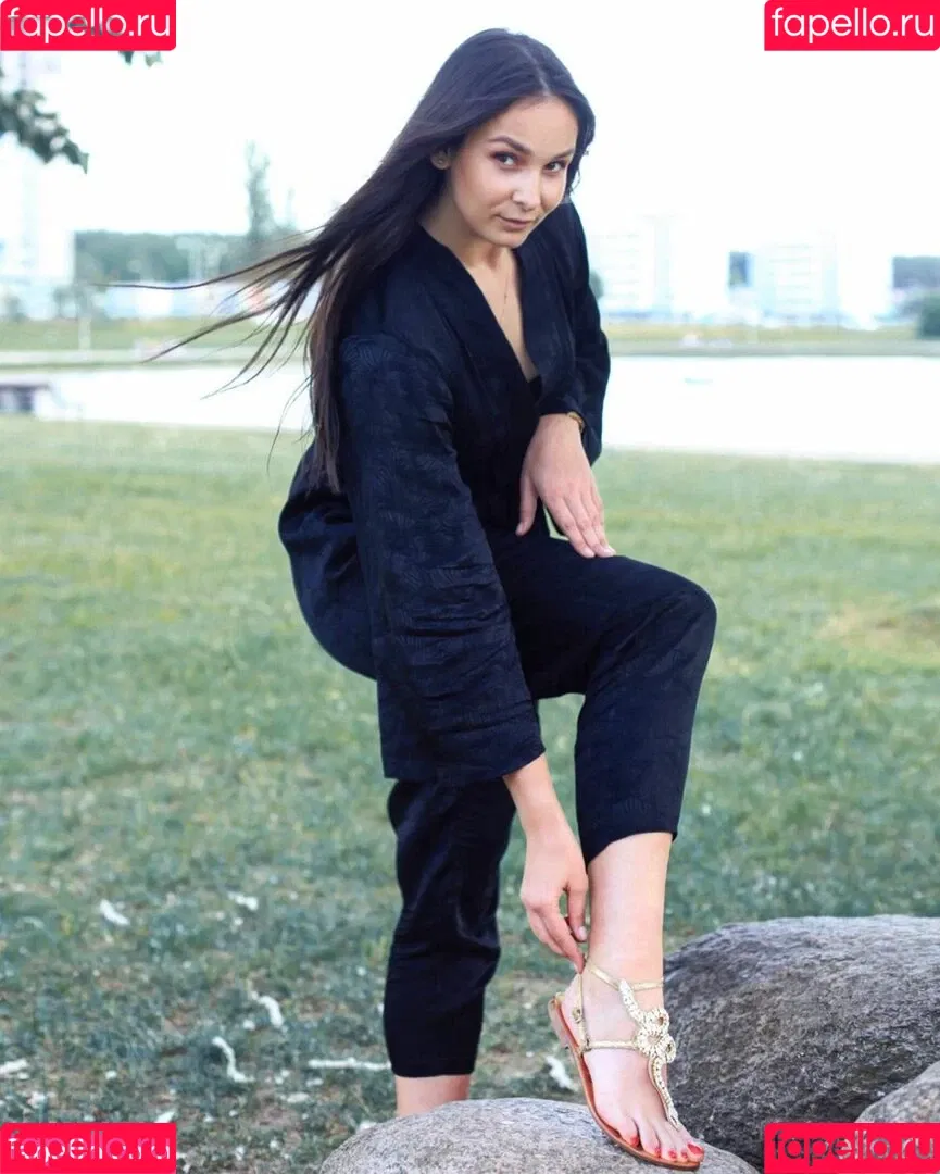 Katsiaryna Kavaleva Onlyfans Photo Gallery 