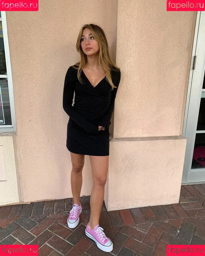 Katsiaryna Kavaleva Onlyfans Photo Gallery 