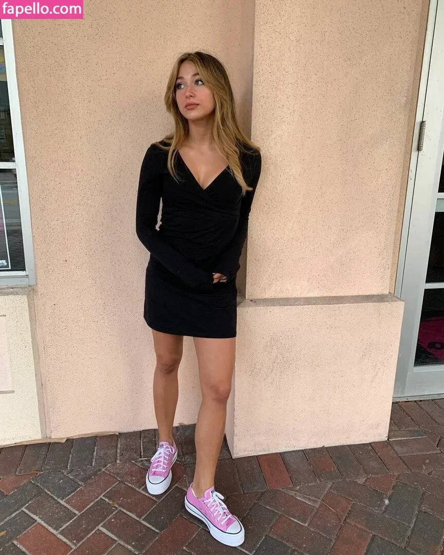 Katsiaryna Kavaleva Onlyfans Photo Gallery 