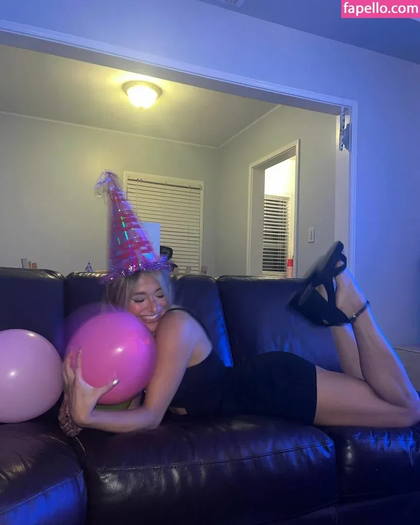 Katsiaryna Kavaleva Onlyfans Photo Gallery 