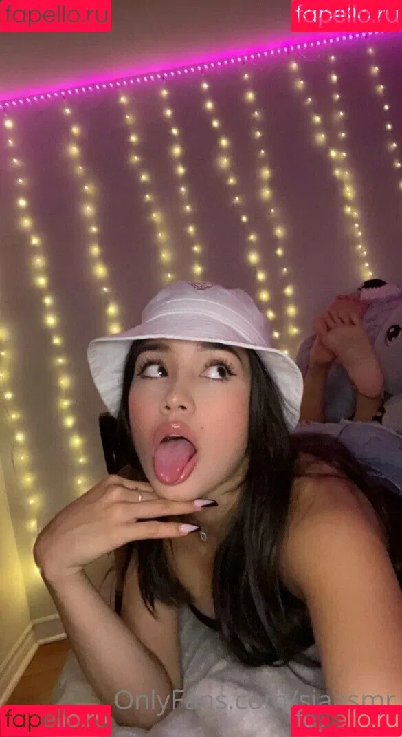 siaasmr Onlyfans Photo Gallery 