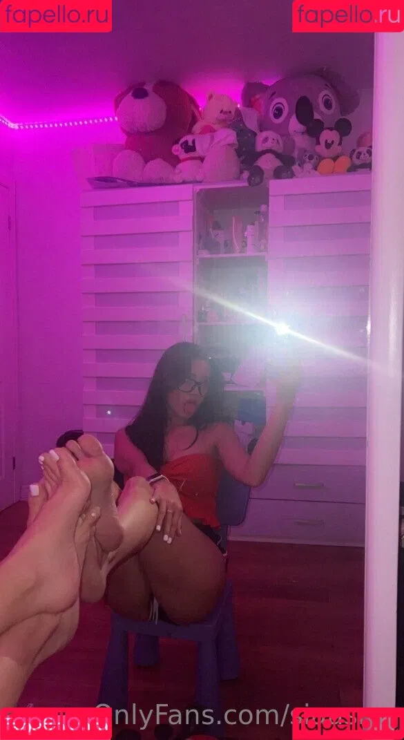 siaasmr Onlyfans Photo Gallery 