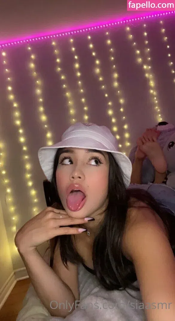 siaasmr Onlyfans Photo Gallery 