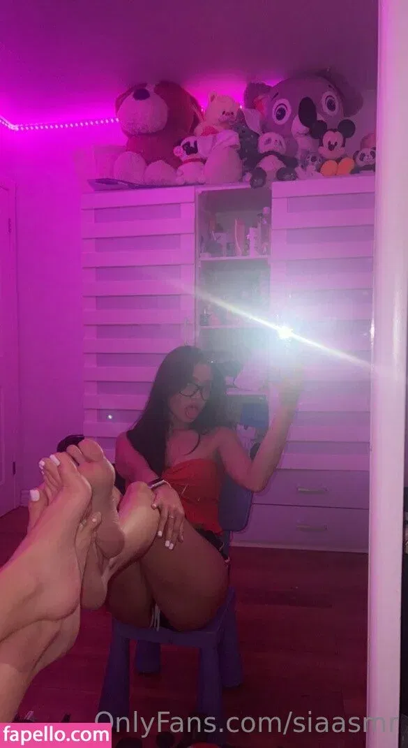 siaasmr Onlyfans Photo Gallery 