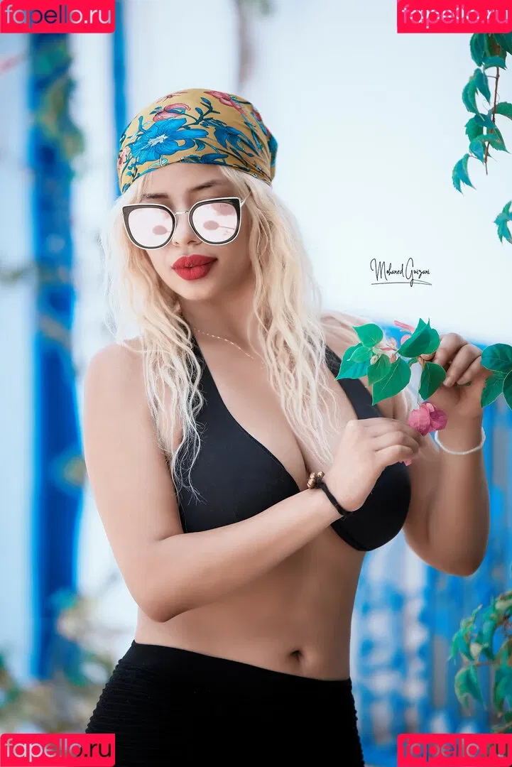 Ahlem Onlyfans Photo Gallery 