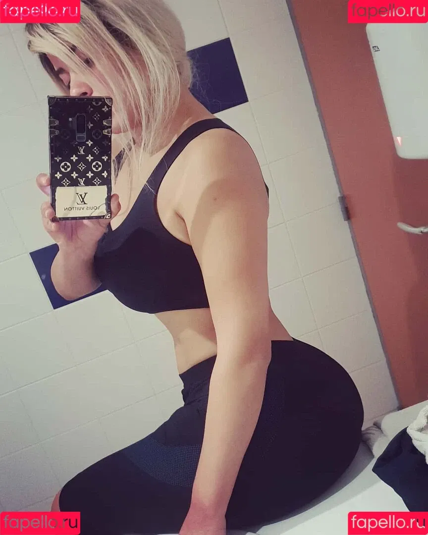 Ahlem Onlyfans Photo Gallery 