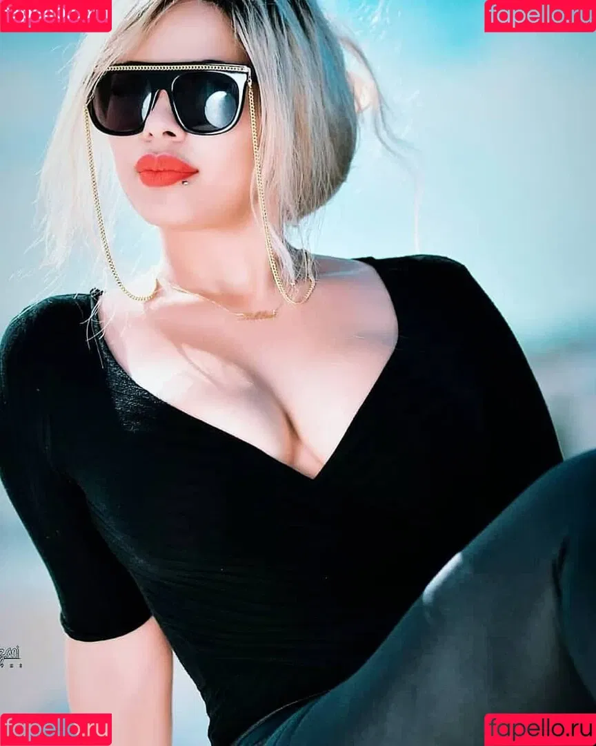 Ahlem Onlyfans Photo Gallery 
