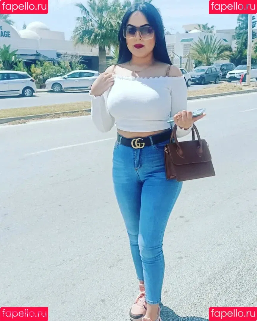 Ahlem Onlyfans Photo Gallery 