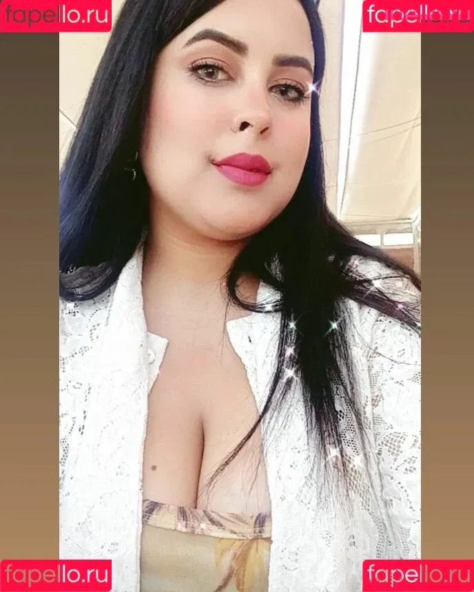 Ahlem Onlyfans Photo Gallery 