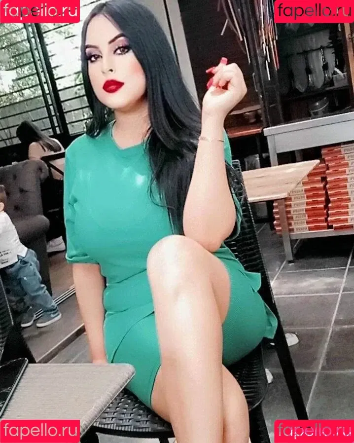 Ahlem Onlyfans Photo Gallery 