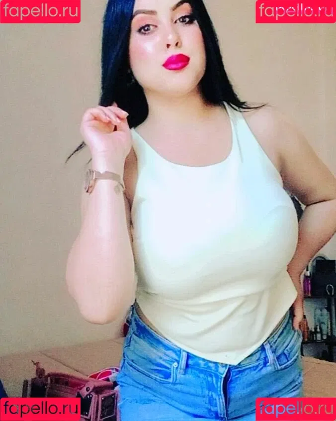 Ahlem Onlyfans Photo Gallery 