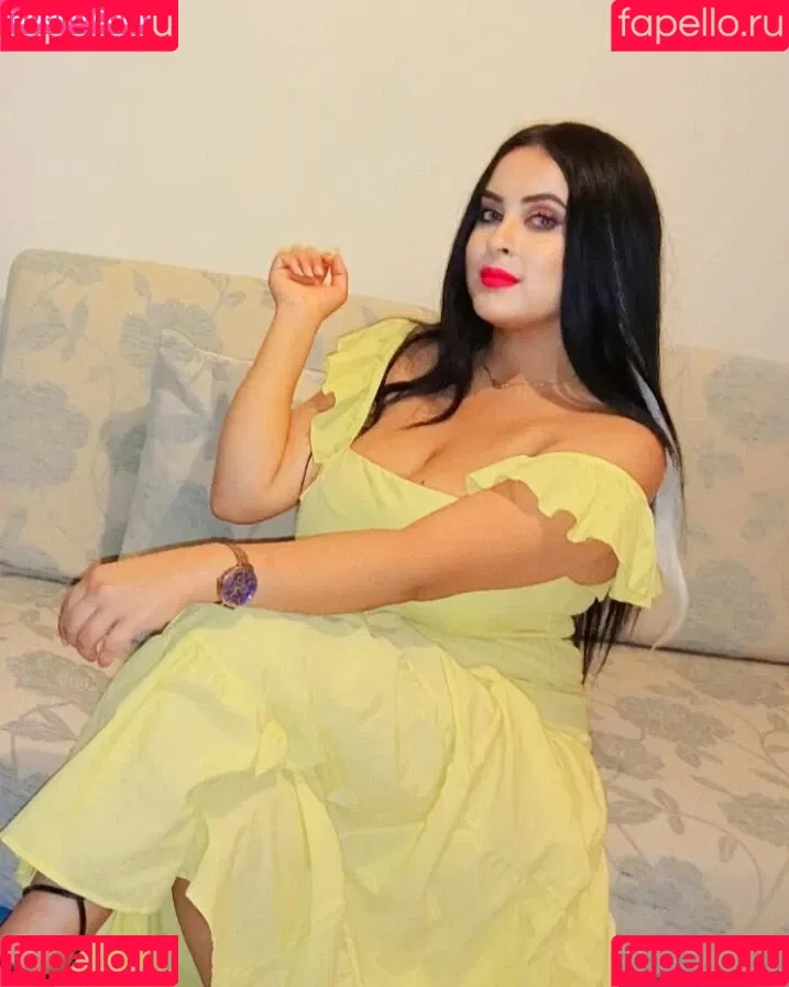 Ahlem Onlyfans Photo Gallery 