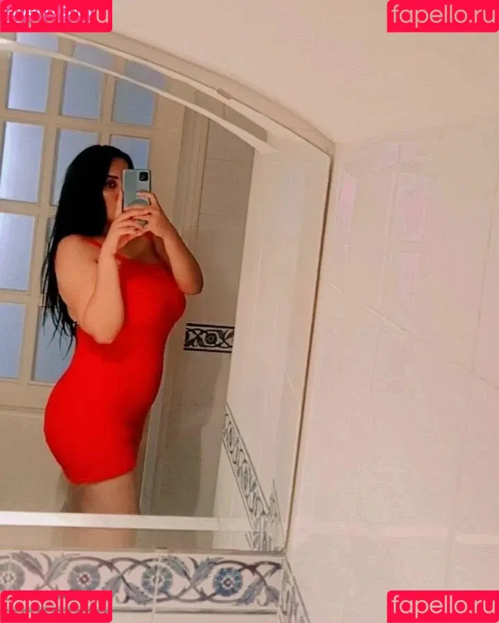 Ahlem Onlyfans Photo Gallery 