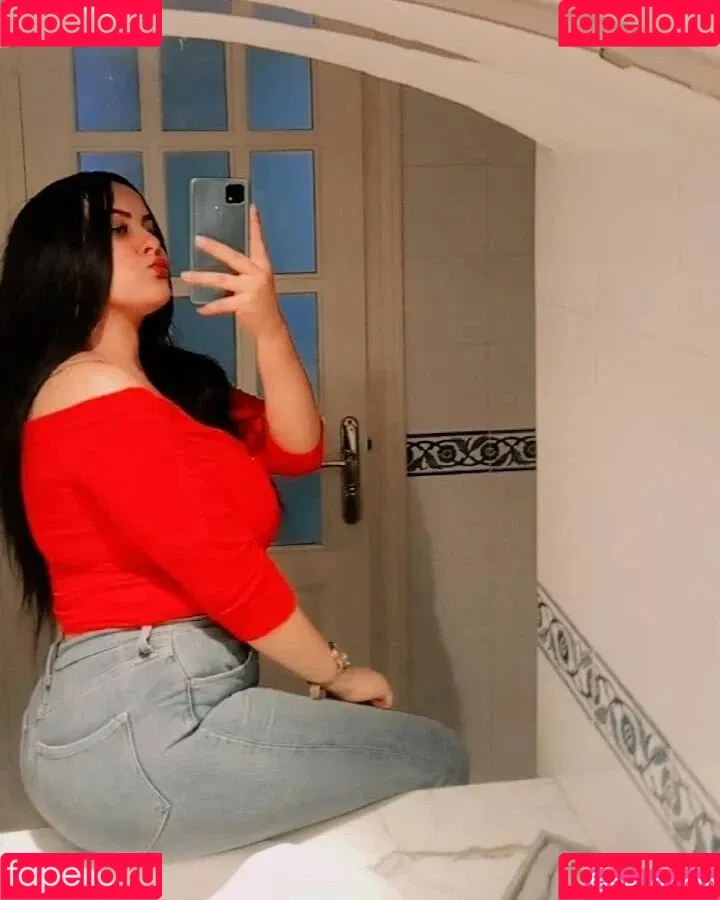 Ahlem Onlyfans Photo Gallery 