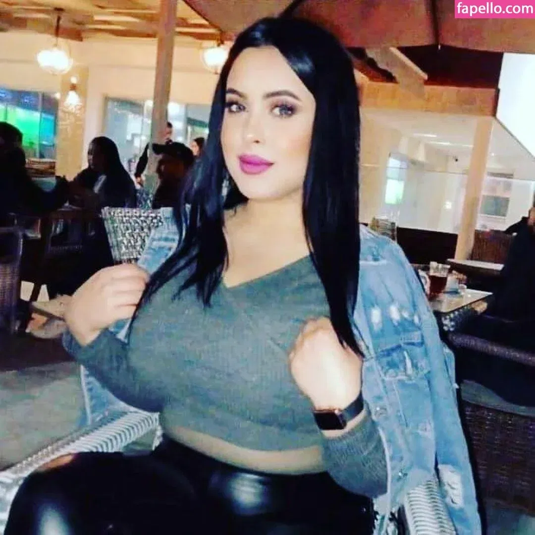 Ahlem Onlyfans Photo Gallery 