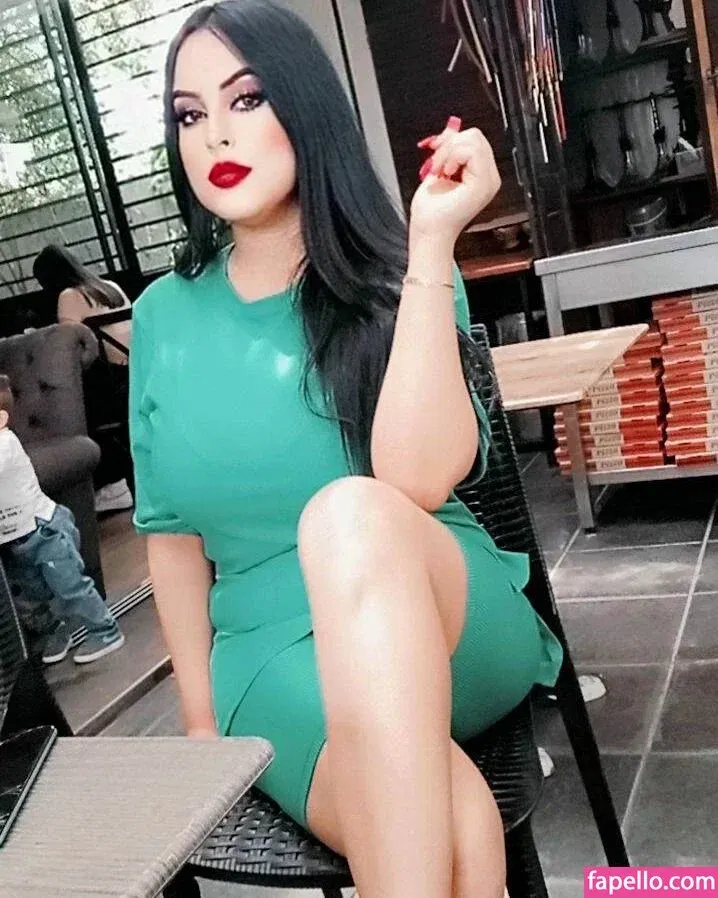 Ahlem Onlyfans Photo Gallery 