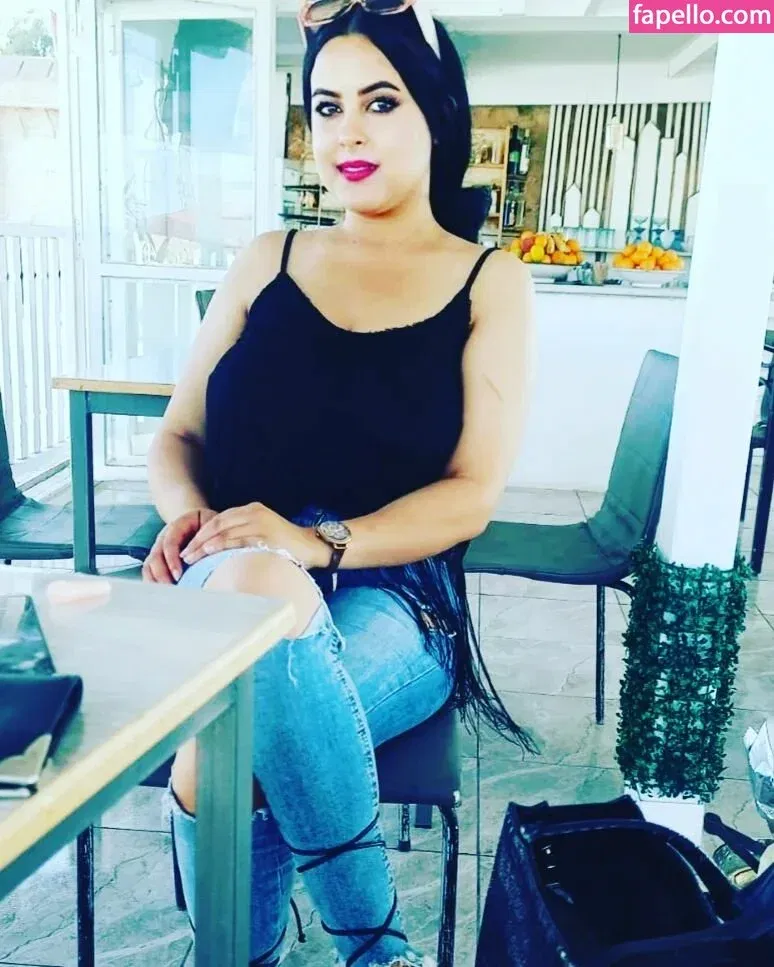 Ahlem Onlyfans Photo Gallery 