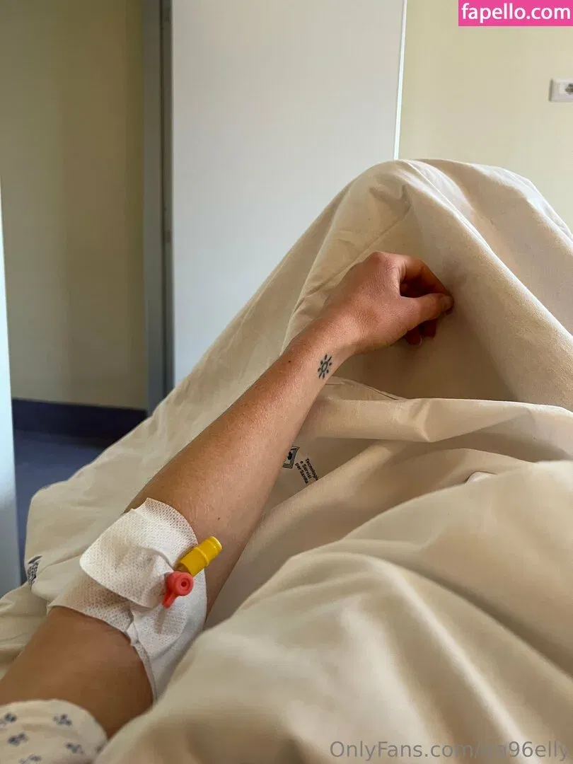 ita96elly Onlyfans Photo Gallery 