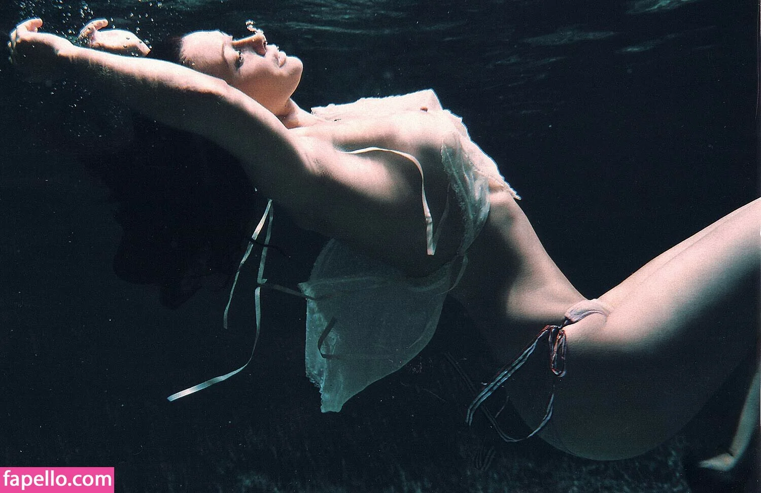 Shannen Doherty Onlyfans Photo Gallery 