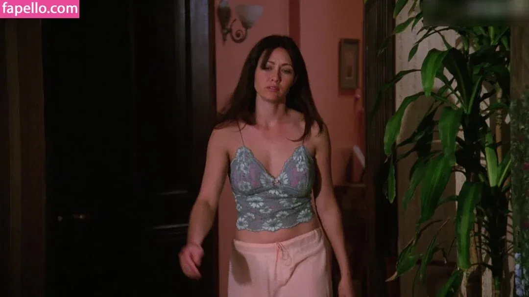 Shannen Doherty Onlyfans Photo Gallery 