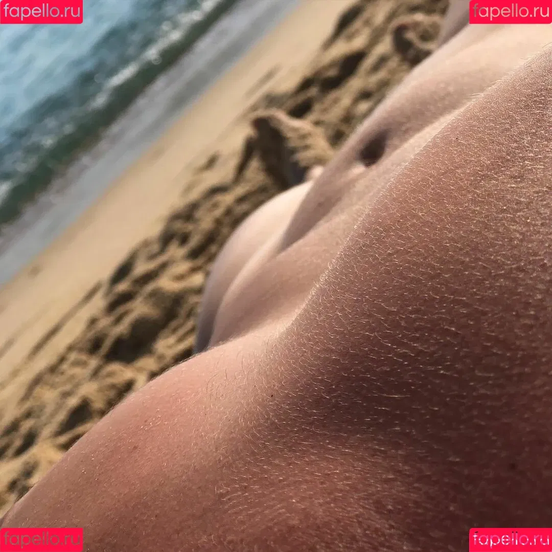 Ana Rios Onlyfans Photo Gallery 