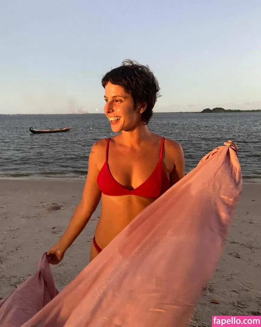 Ana Rios Onlyfans Photo Gallery 