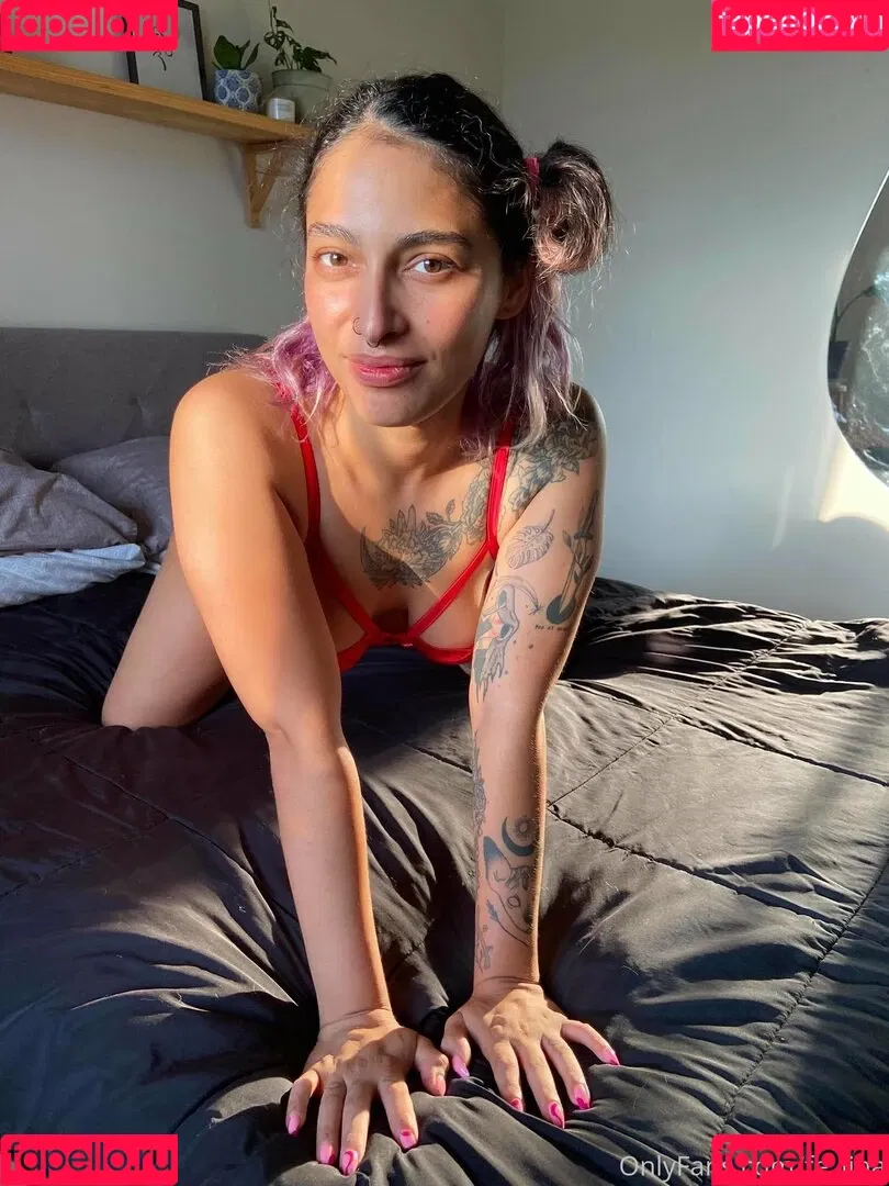 fe_lina Onlyfans Photo Gallery 