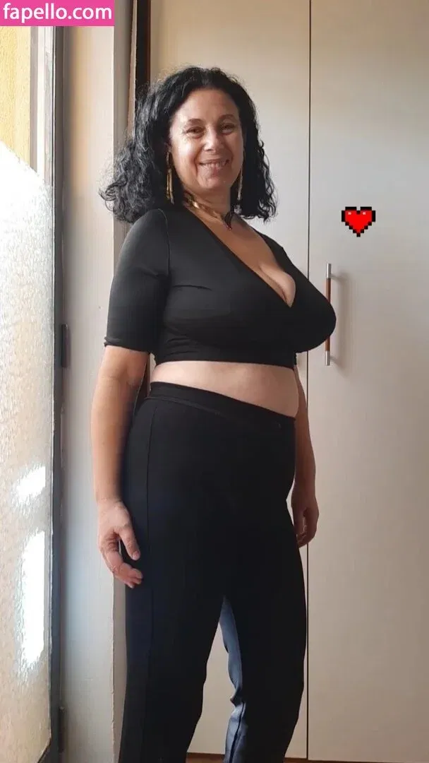 fe_lina Onlyfans Photo Gallery 