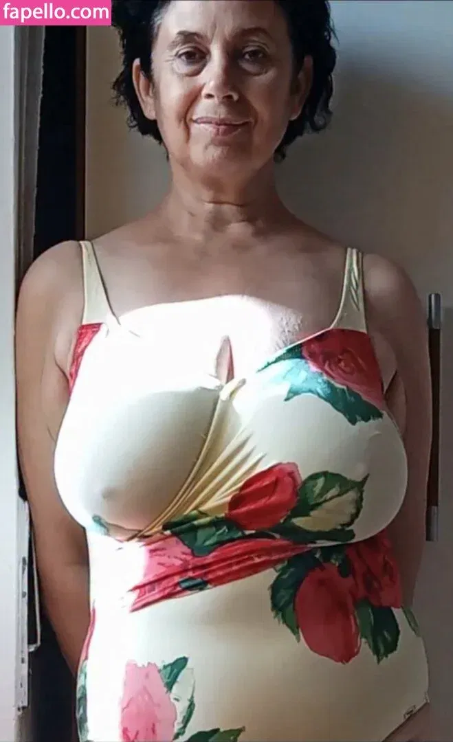 fe_lina Onlyfans Photo Gallery 