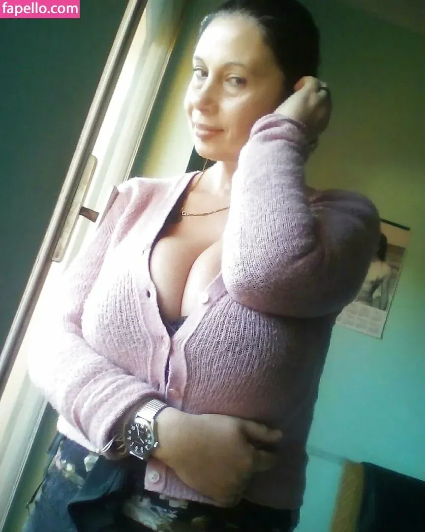 fe_lina Onlyfans Photo Gallery 