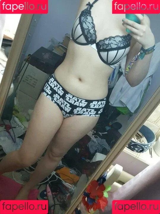 Itsjellydinosaur Onlyfans Photo Gallery 