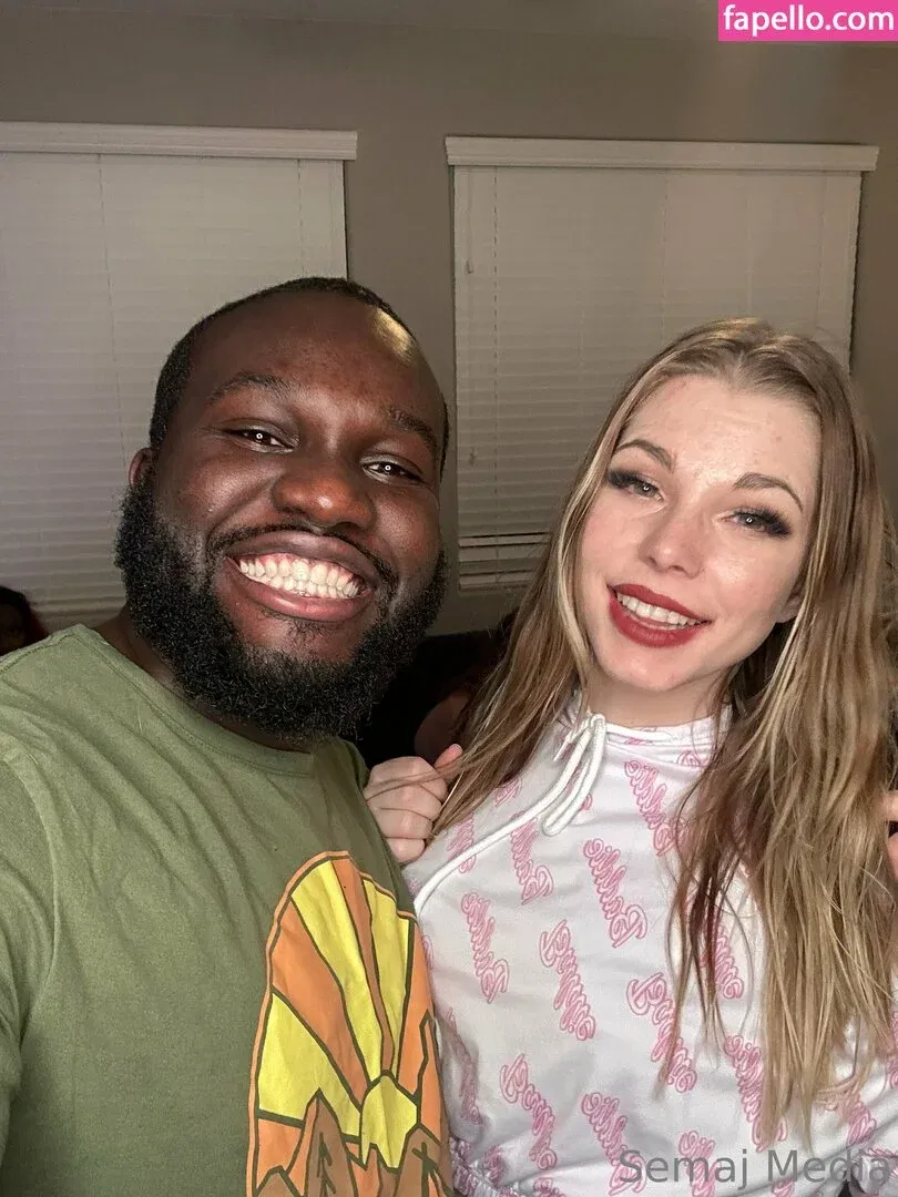 semajmediafree Onlyfans Photo Gallery 