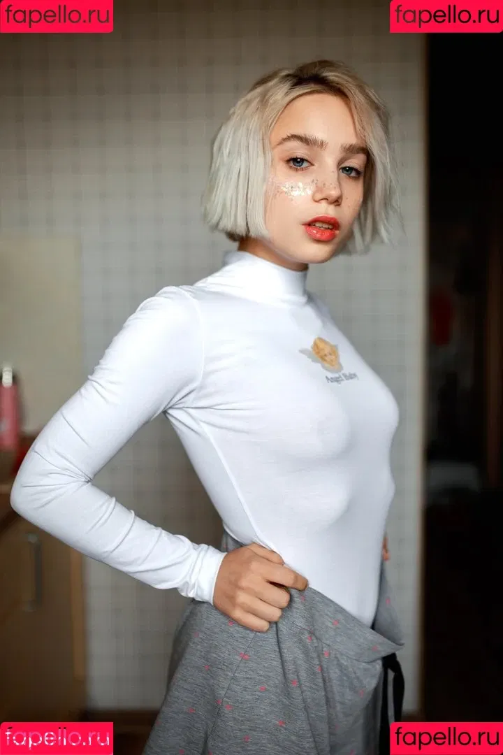 Sonya Lovegood Onlyfans Photo Gallery 