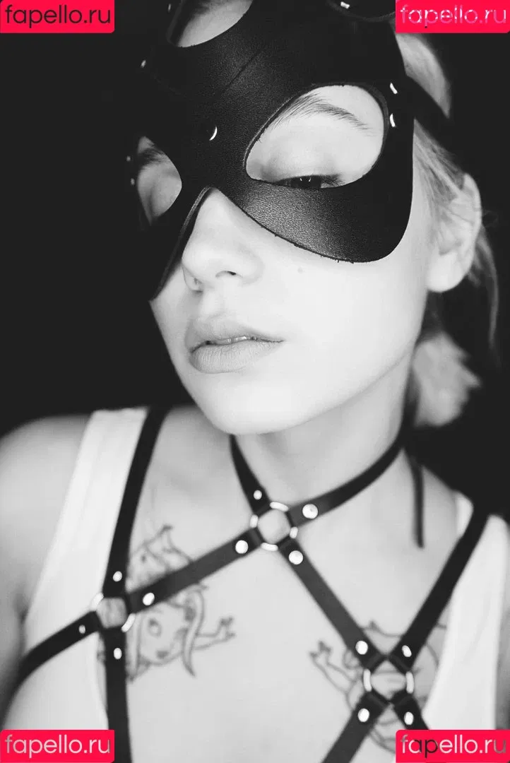 Sonya Lovegood Onlyfans Photo Gallery 