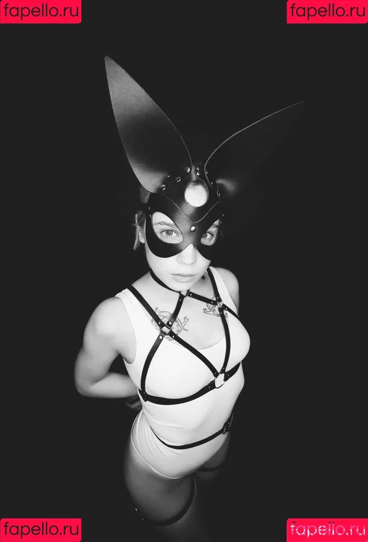 Sonya Lovegood Onlyfans Photo Gallery 